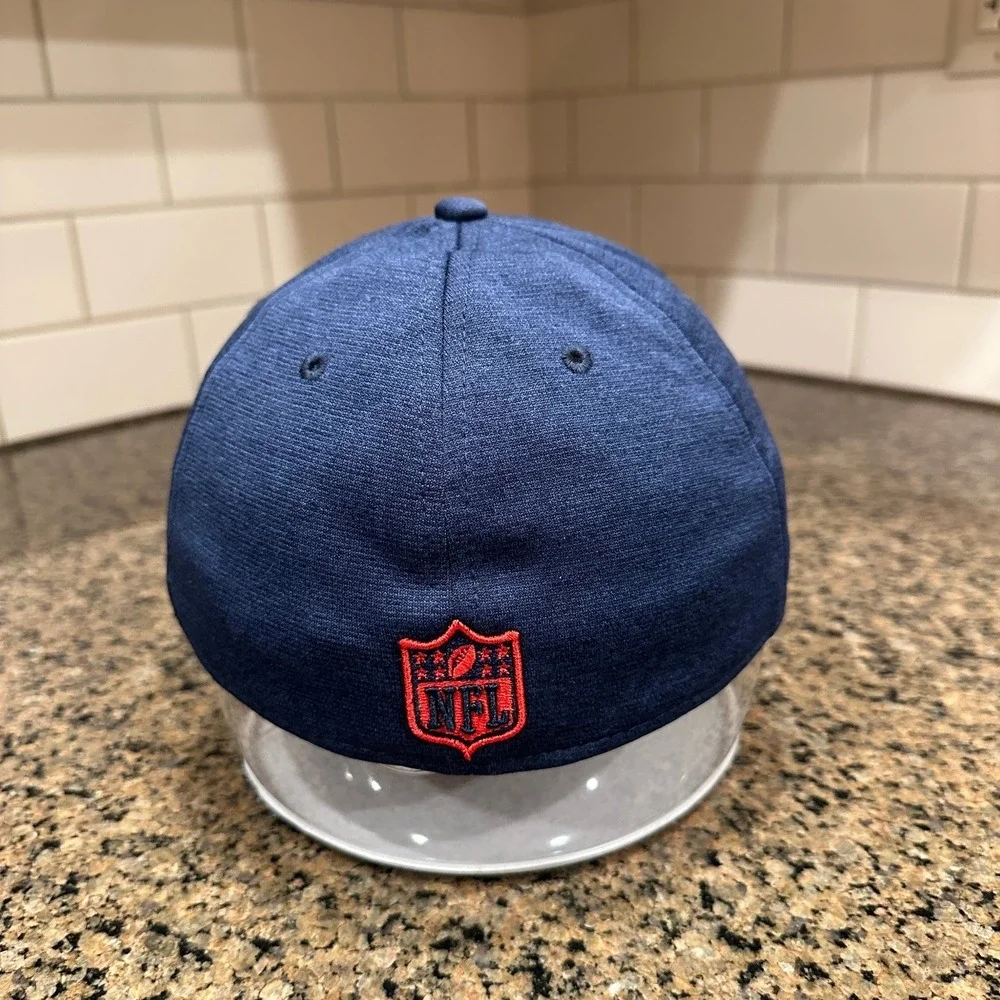 Patriots Hat New Era 39THIRTY Men's Medium-Large Navy Red White NFL‎